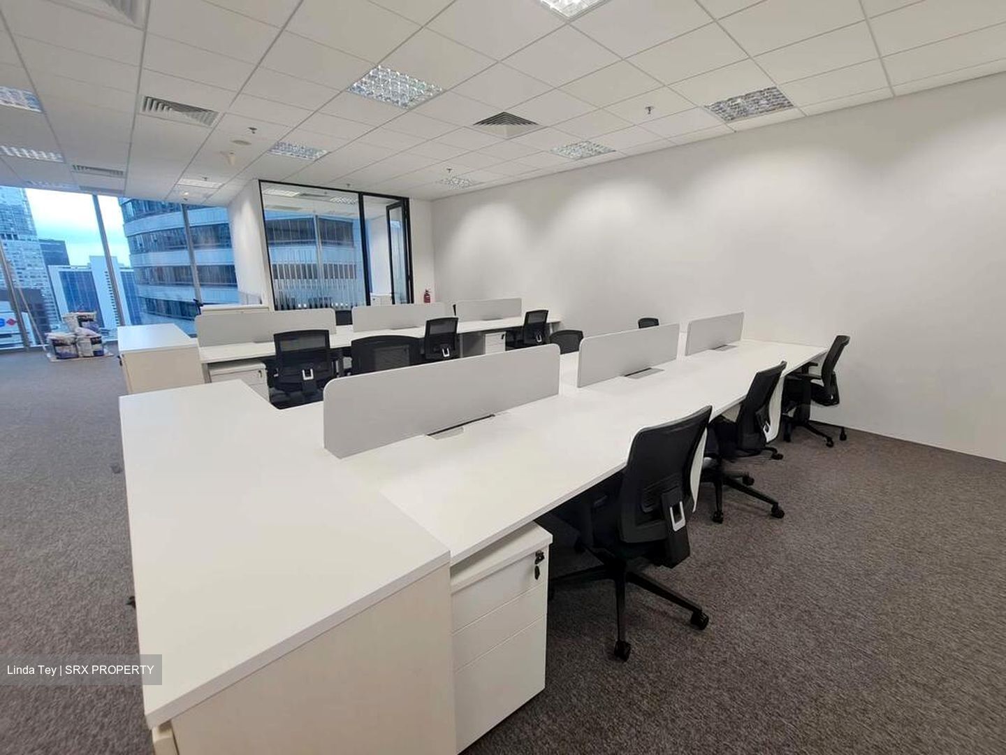 PLUS (D1), Office #566787931
